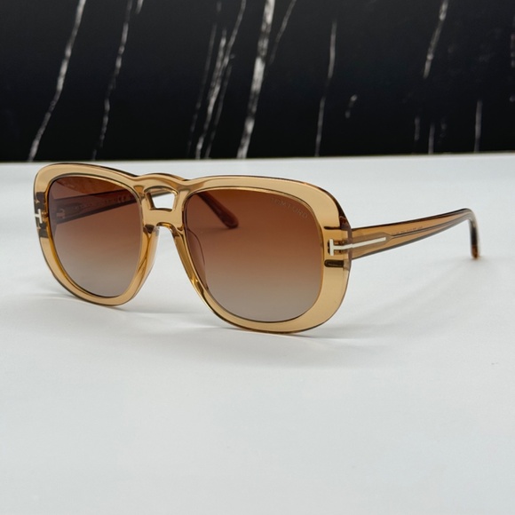 NEW TOM FORD TF1012 45F WOMEN SUNGLASSES TOM FORD BILLIE FT1012 45F EYEWEAR - Picture 4 of 11